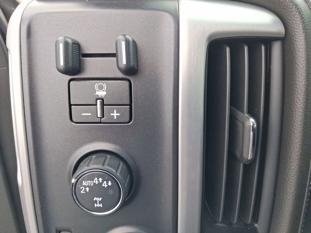 Used 2018 GMC Sierra 1500 SLT AWD/4WD image 16