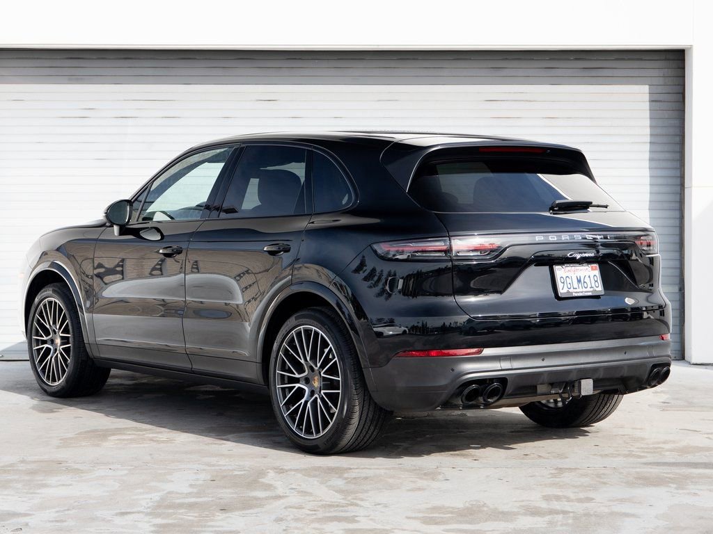 Used 2023 Porsche Cayenne image 3