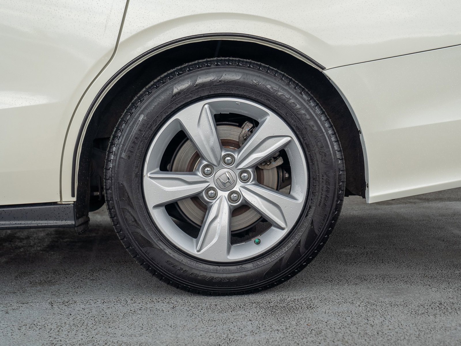Used 2019 Honda Odyssey EX-L image 13