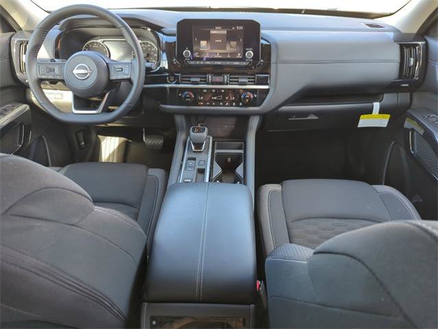 Certified 2025 Nissan Pathfinder SV w/ SV Premium Package image 19