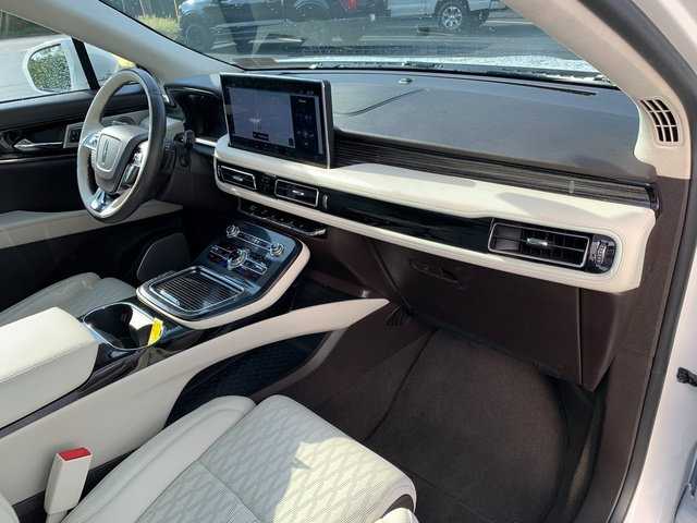 Certified 2023 Lincoln Nautilus Black Label AWD/4WD image 13