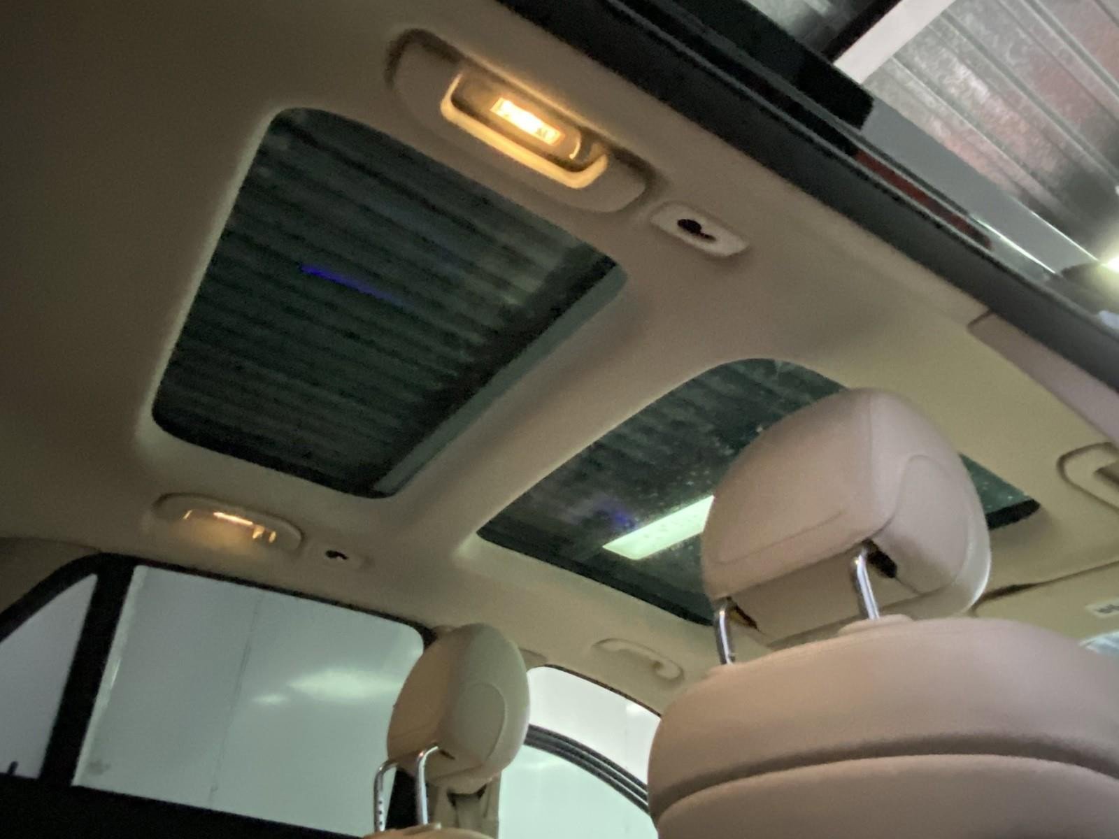 Used 2021 Mercedes-Benz GLC 300 4MATIC image 13