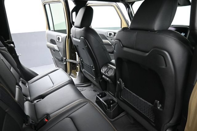 New 2026 Jeep Gladiator Sport AWD/4WD image 14