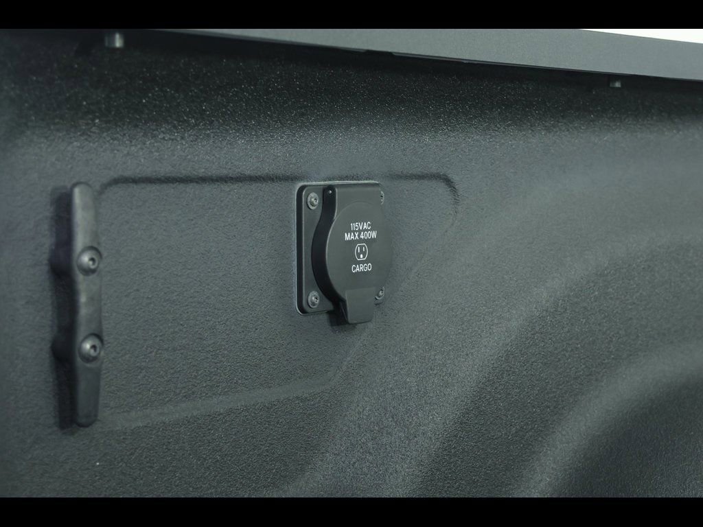 Used 2025 RAM 2500 Laramie w/ Night Edition image 21