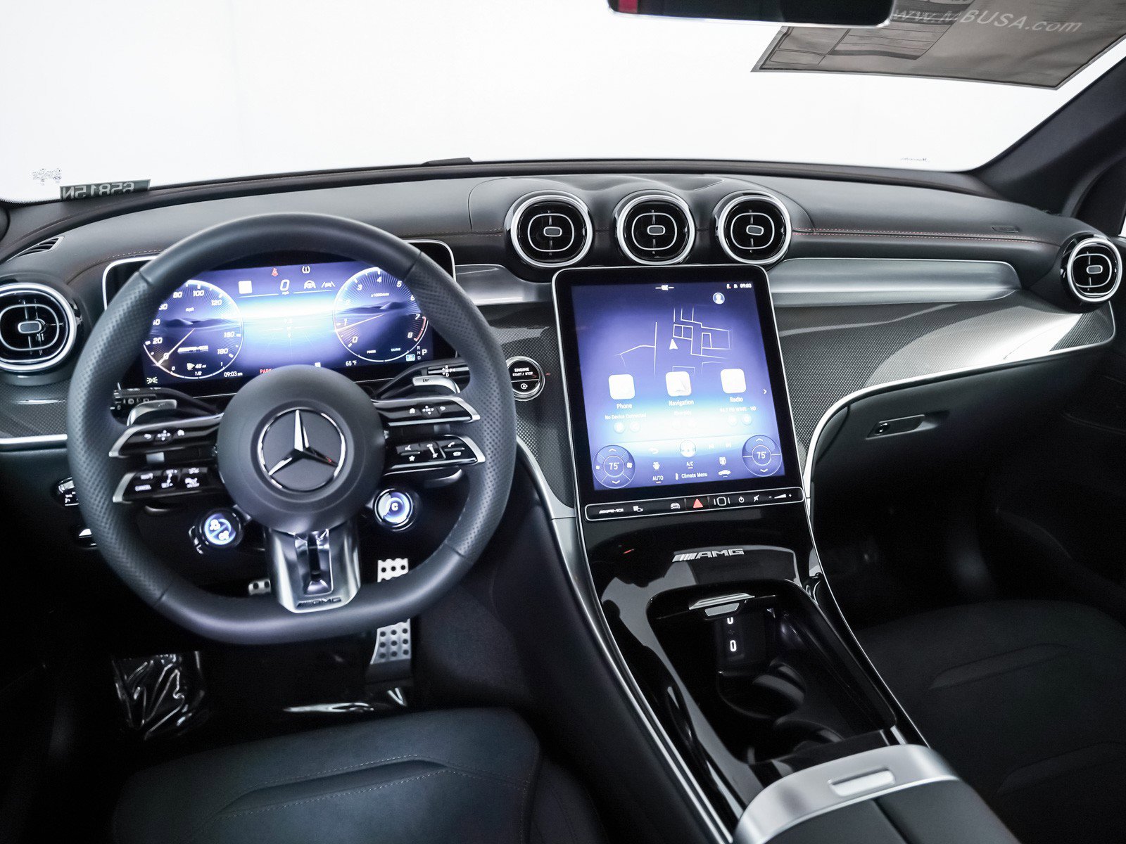 New 2026 Mercedes-Benz GLC 43 AMG 4MATIC image 17