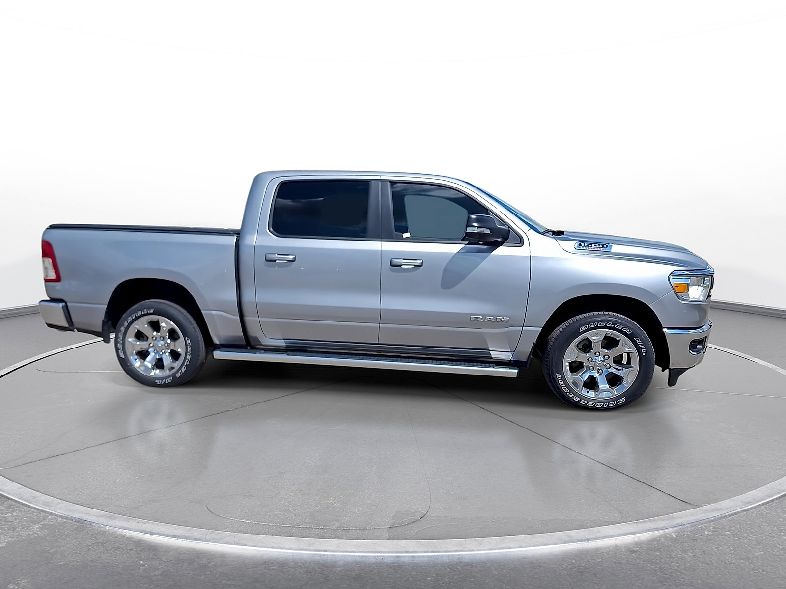 Used 2022 RAM 1500 Big Horn AWD/4WD image 9