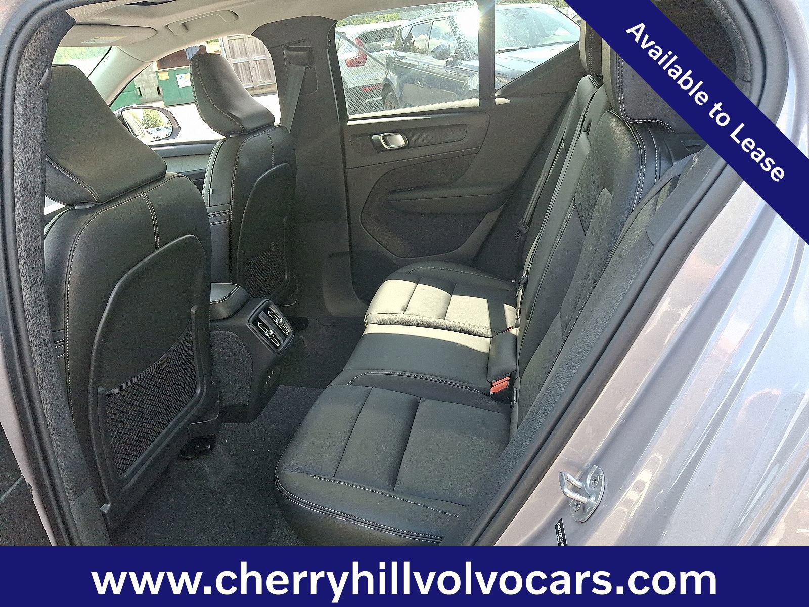 Certified 2026 Volvo XC40 B5 Plus w/ Protection Package Premier image 11