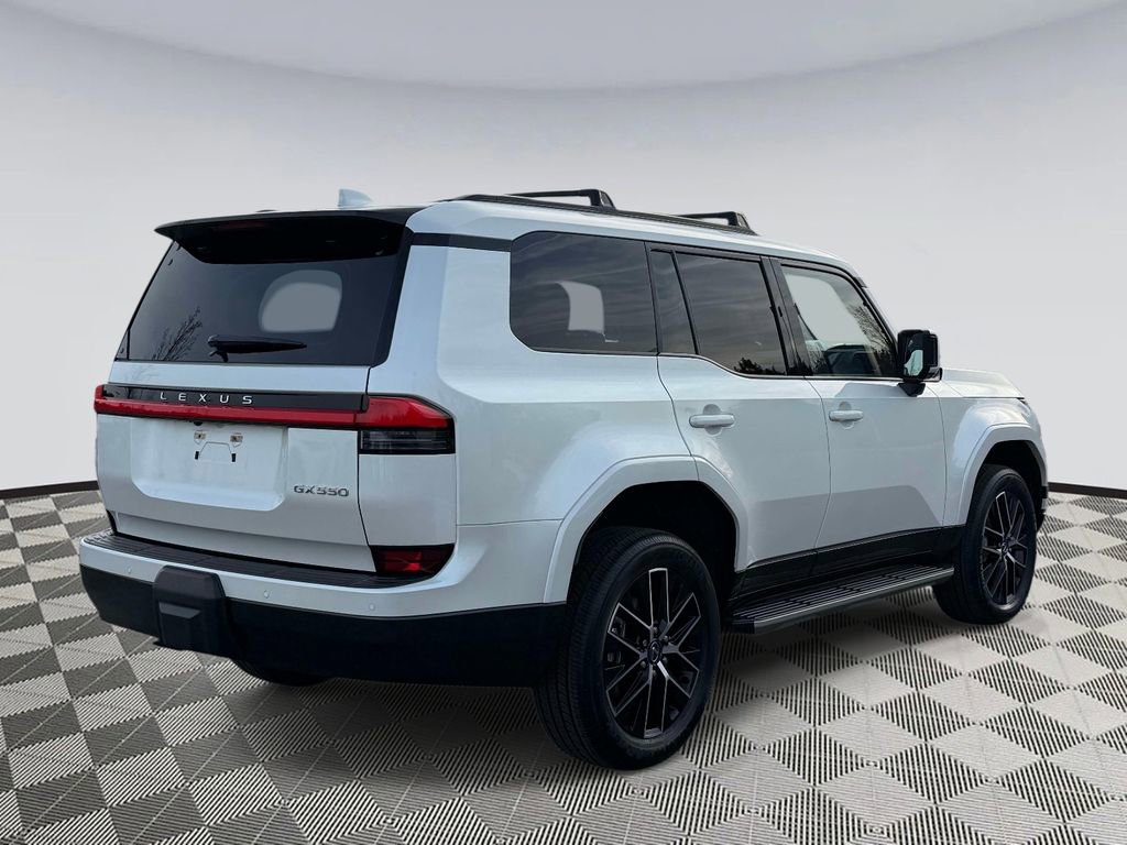 Used 2024 Lexus GX 550 w/ Accessory Package (Z1) image 2