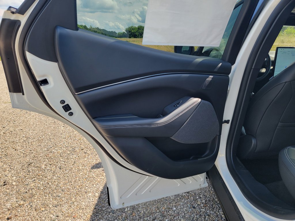 New 2025 Ford Mustang Mach-E Premium image 26