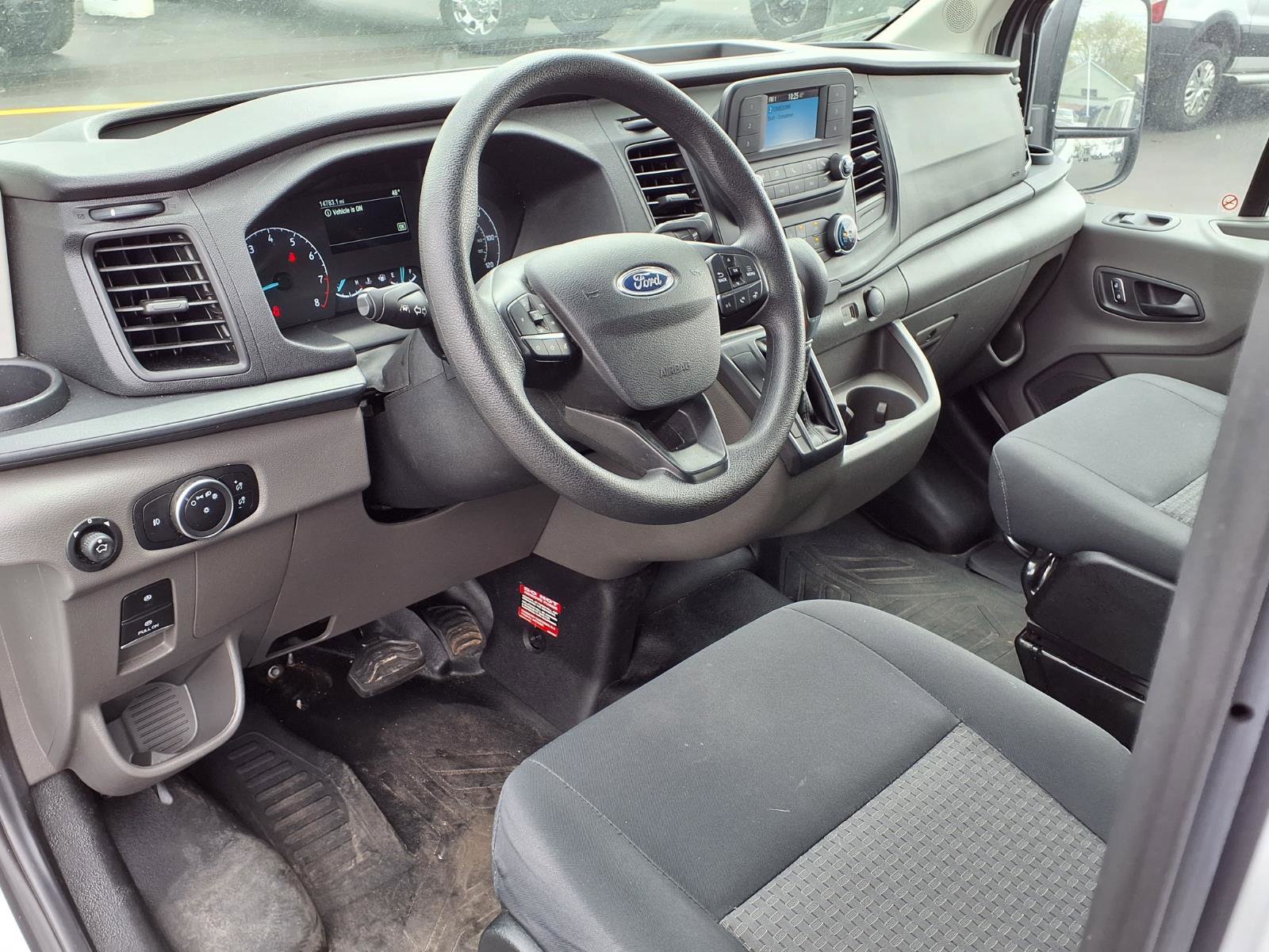 Used 2024 Ford Transit 250 Low Roof w/ Exterior Upgrade Package RWD image 14