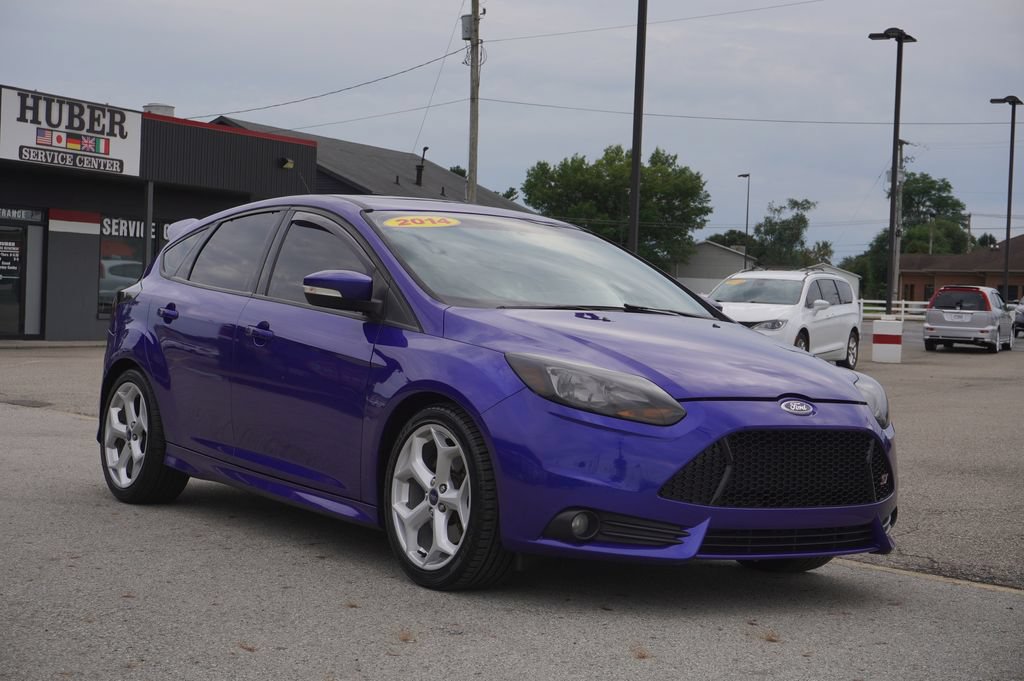 Used 2014 Ford Focus ST w/ Equipment Group 201A FWD image 9