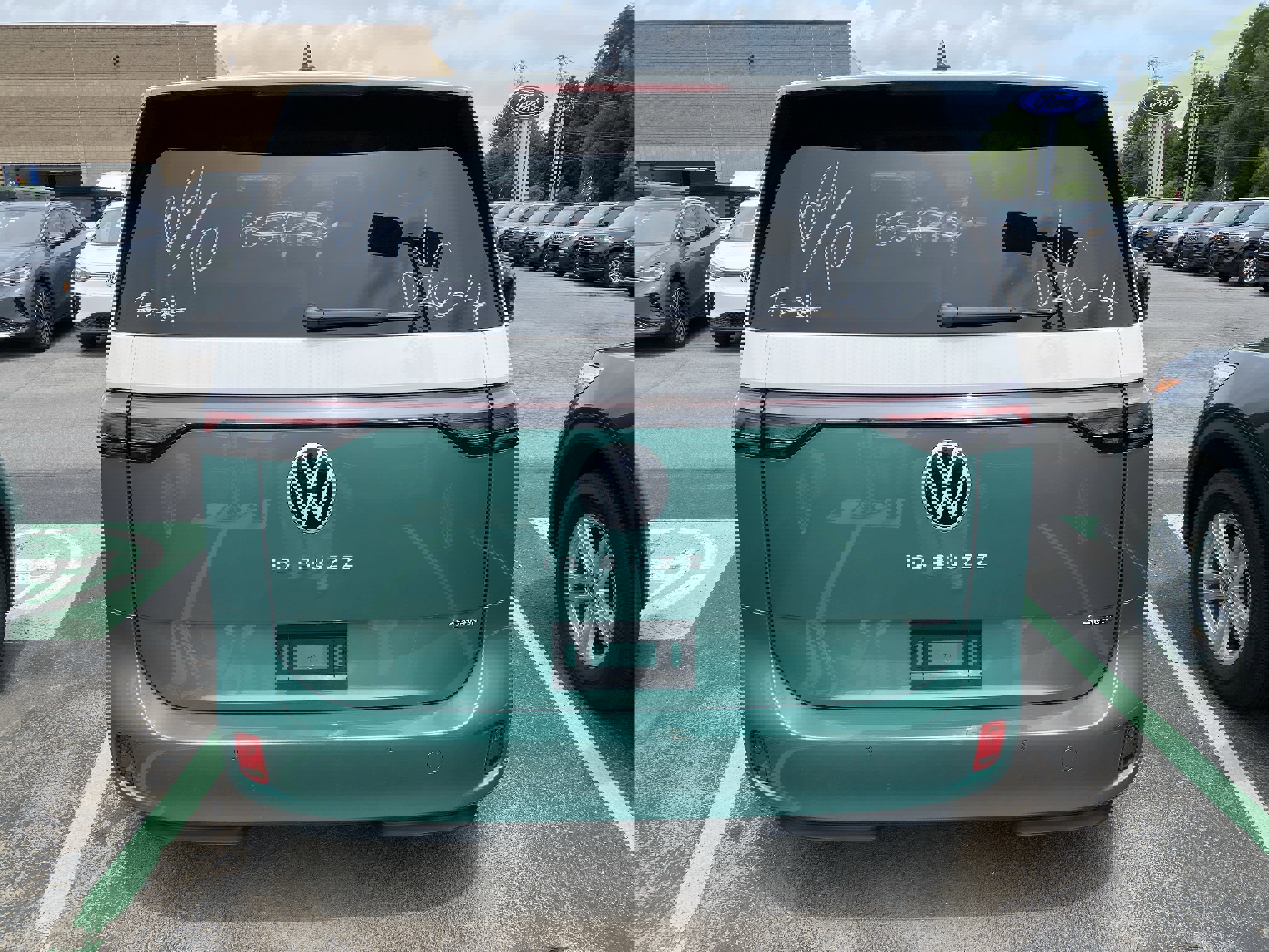 New 2025 Volkswagen ID. Buzz 1st Edition AWD/4WD image 6