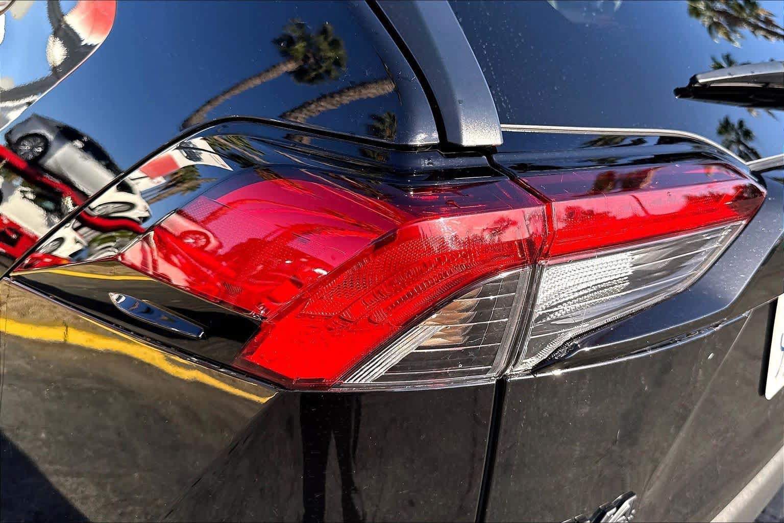 Certified 2025 Toyota RAV4 XLE w/ Convenience Package FWD image 28