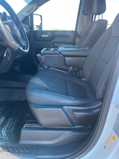 Used 2022 Chevrolet Silverado 2500 W/T w/ Gooseneck/5TH Wheel Package image 11