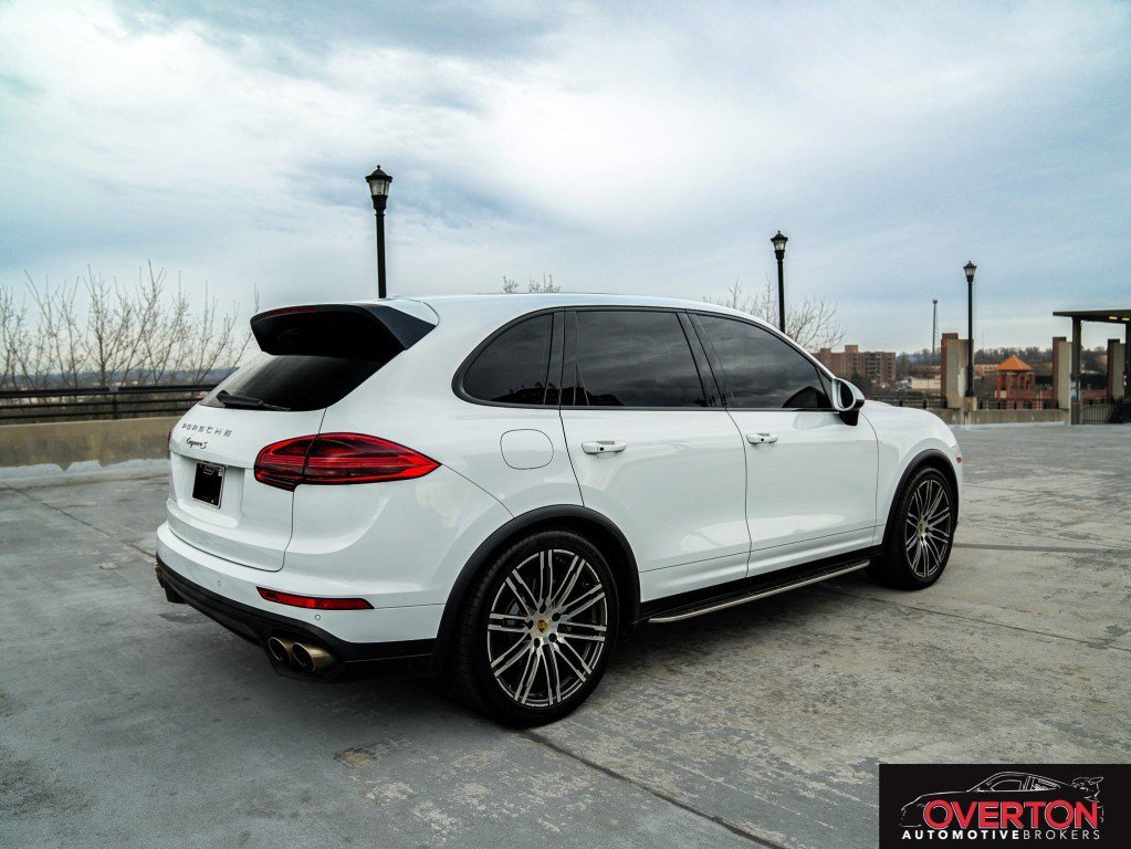Used 2015 Porsche Cayenne S image 5