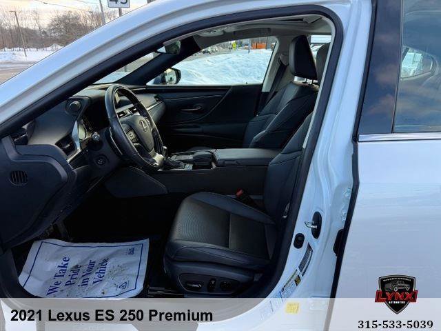 Used 2021 Lexus ES 250 w/ Premium Package image 11