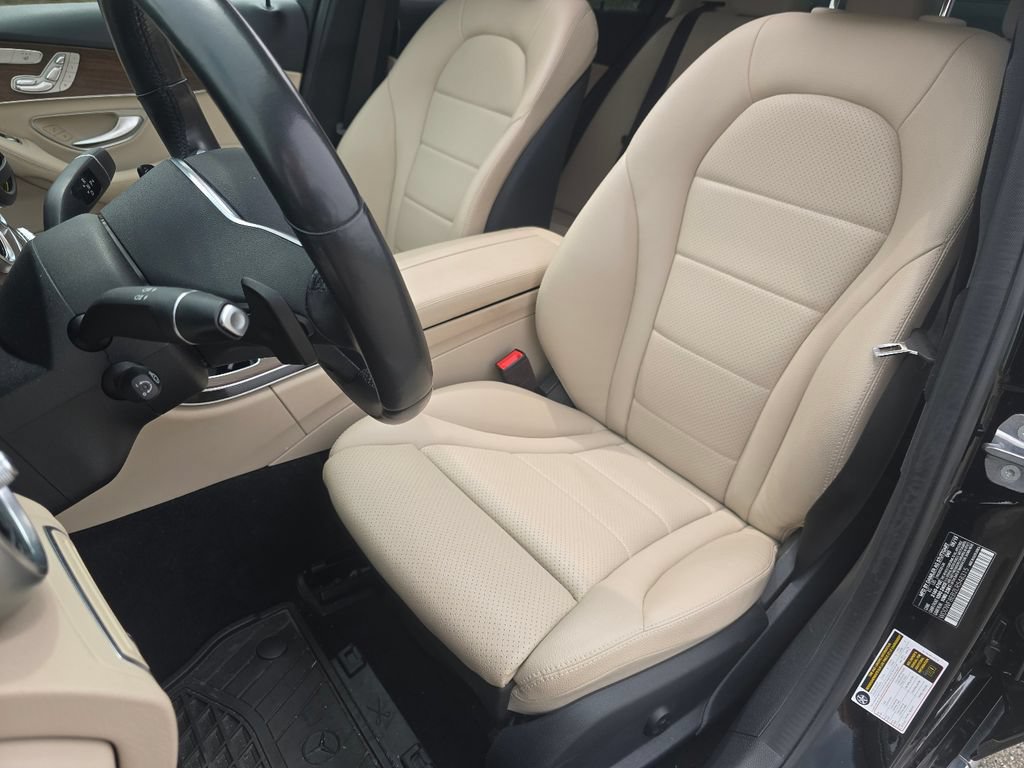 Certified 2020 Mercedes-Benz C 300 4MATIC Sedan image 26