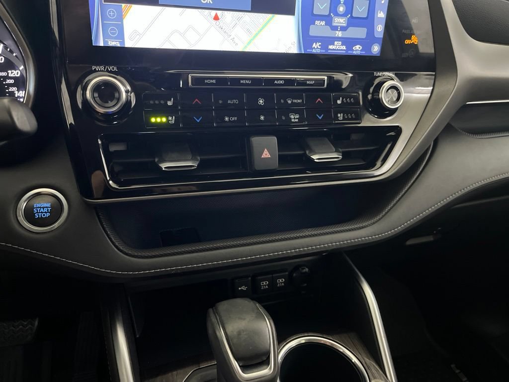 Used 2020 Toyota Highlander Limited AWD/4WD image 71