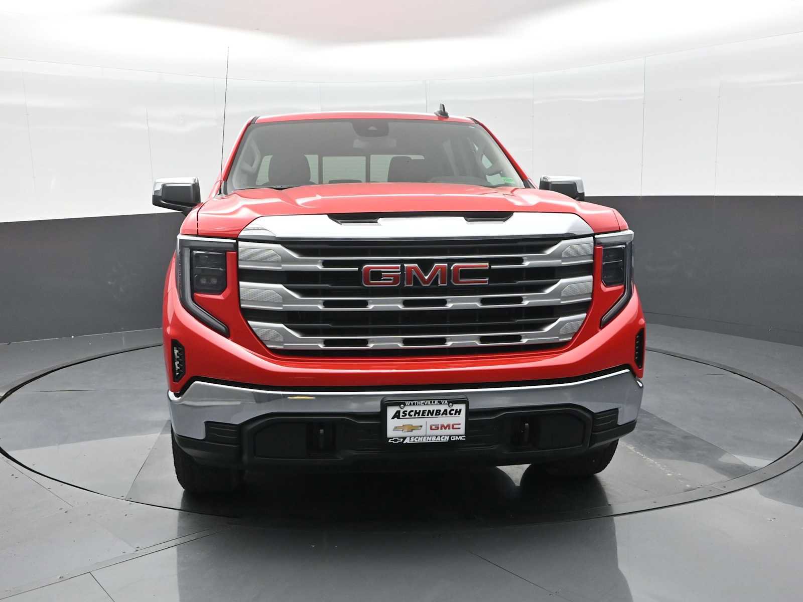 New 2026 GMC Sierra 1500 SLE w/ X31 Off-Road Package image 3