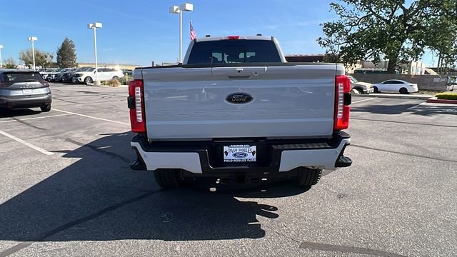New 2026 Ford F350 Lariat w/ Black Appearance Package image 4