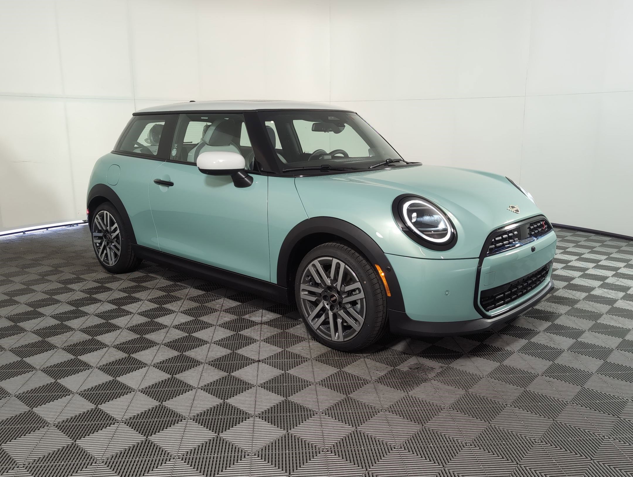 New 2026 MINI Cooper S image 5