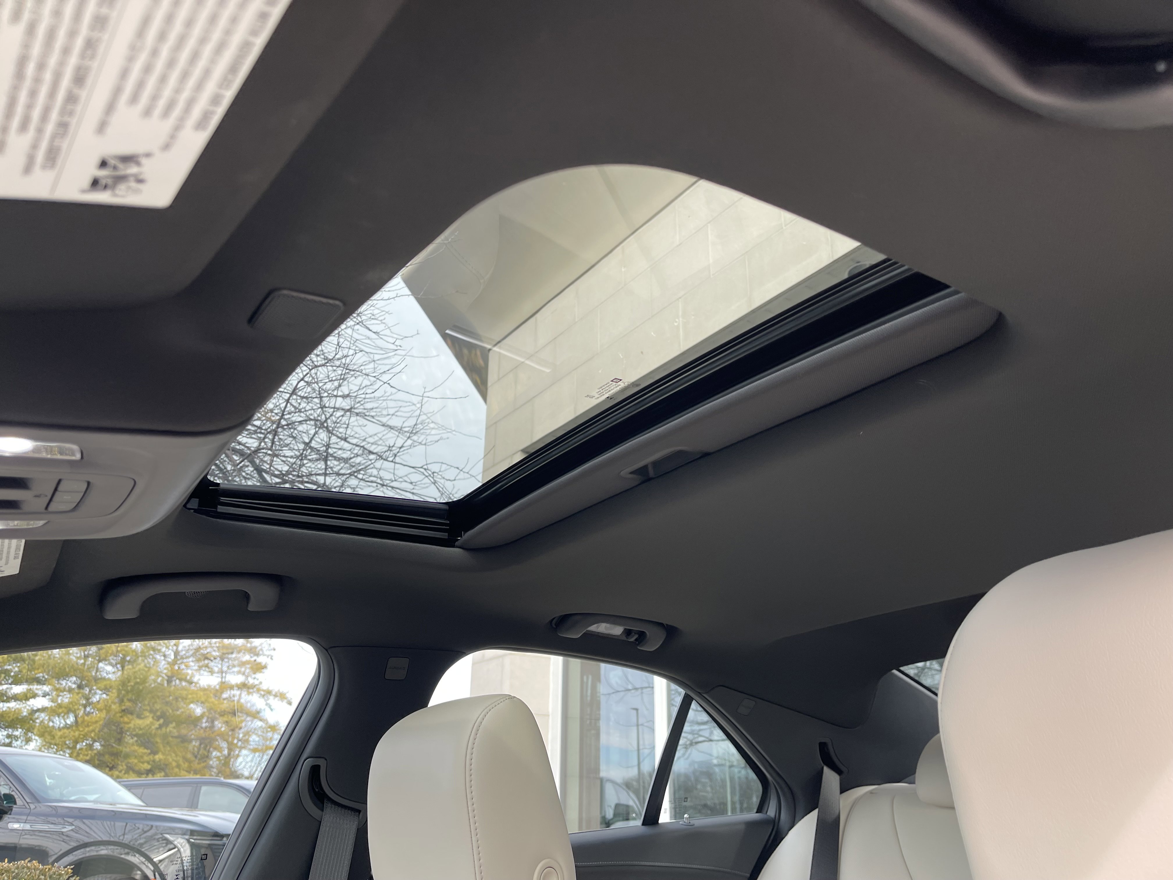 Used 2025 Cadillac CT4 Premium Luxury image 9