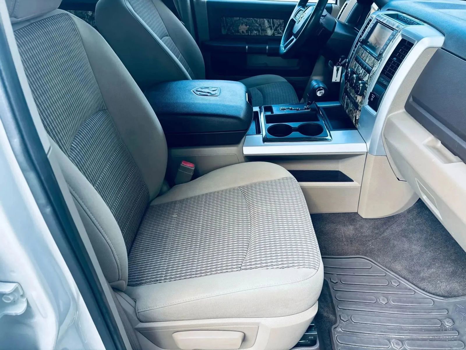 Used 2012 RAM 1500 Outdoorsman image 24