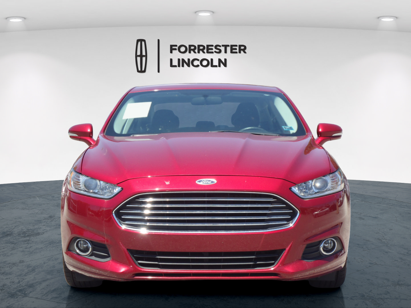 Used 2015 Ford Fusion SE FWD image 8