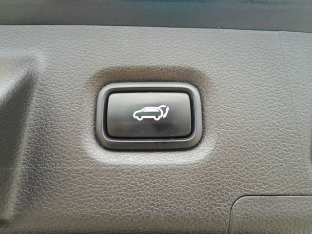 Used 2020 Hyundai Santa Fe SEL w/ Convenience + Premium Package FWD image 31