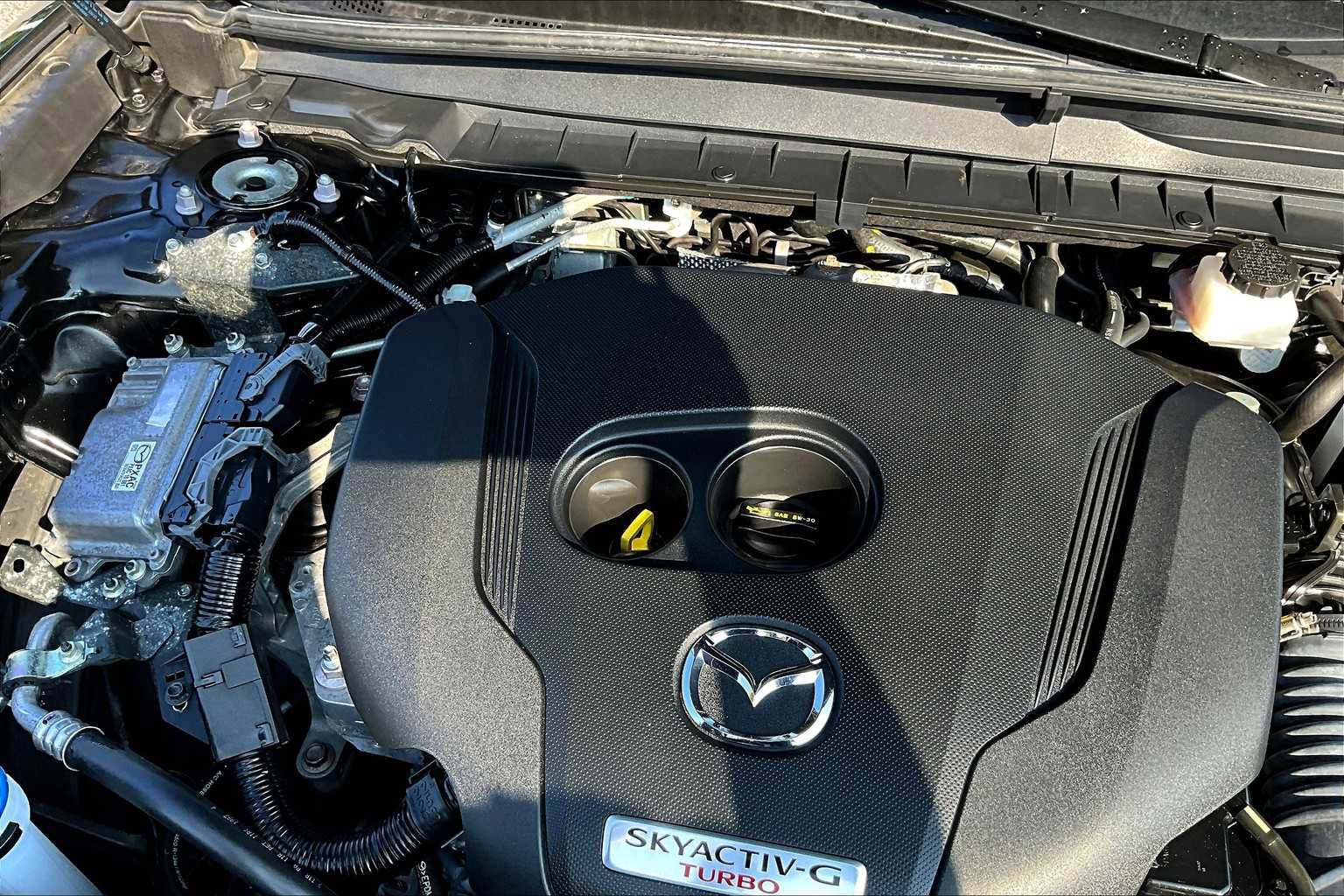 Used 2024 MAZDA CX-50 AWD 2.5 Turbo w/ Cargo Package image 32