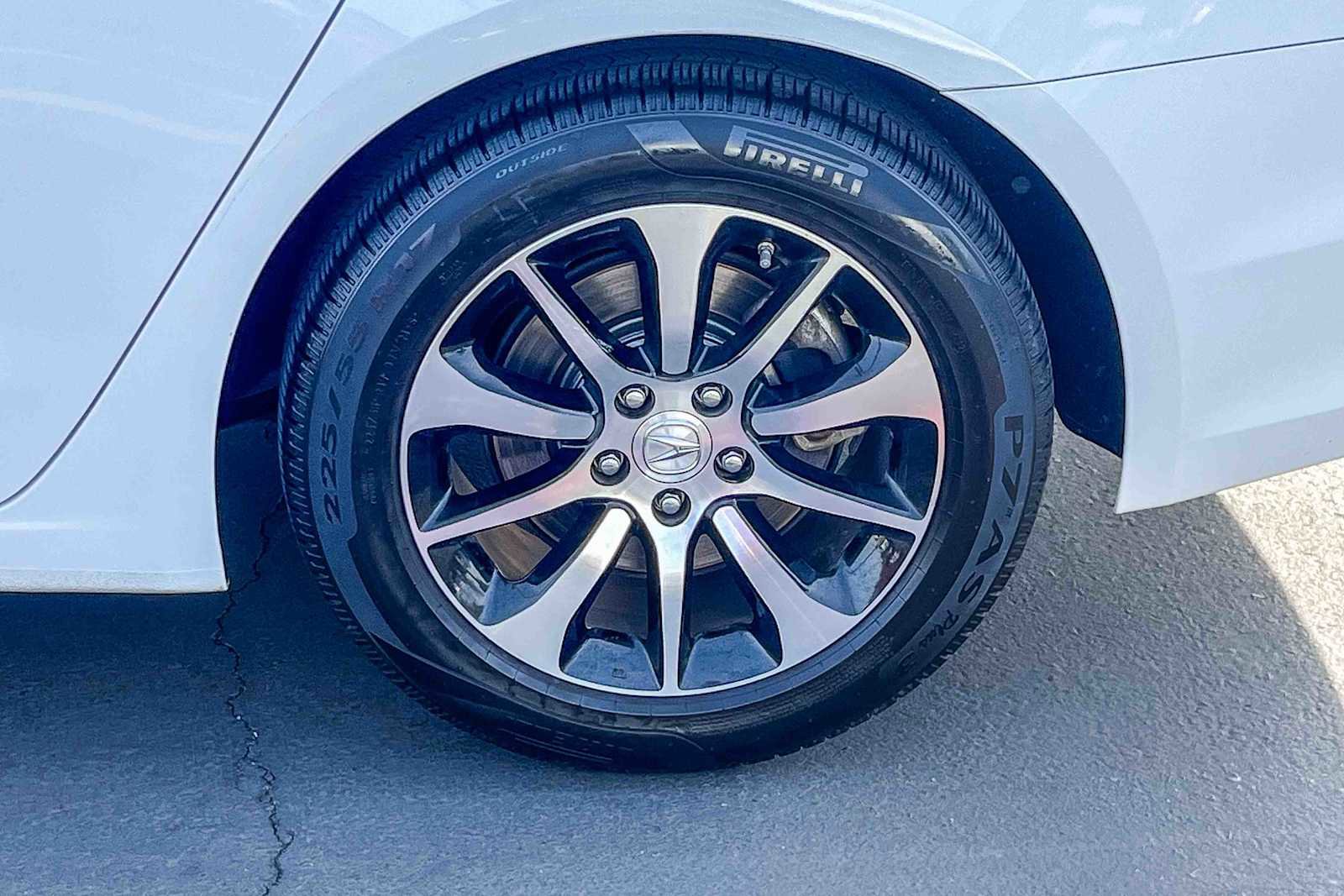 Used 2016 Acura TLX image 10