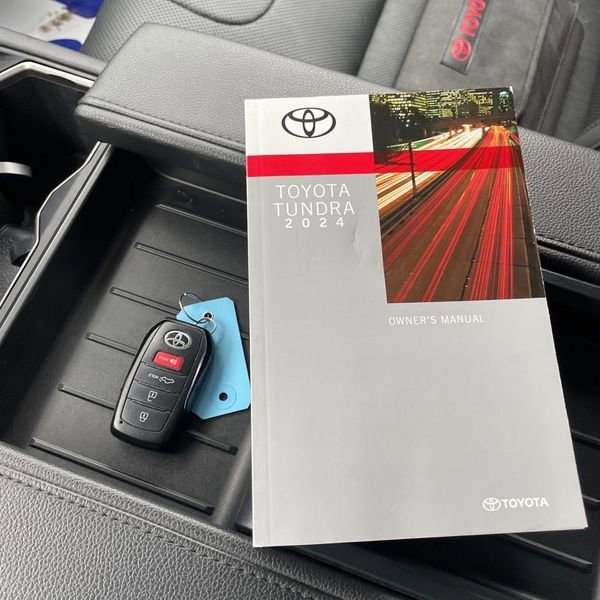 Used 2024 Toyota Tundra Limited image 22