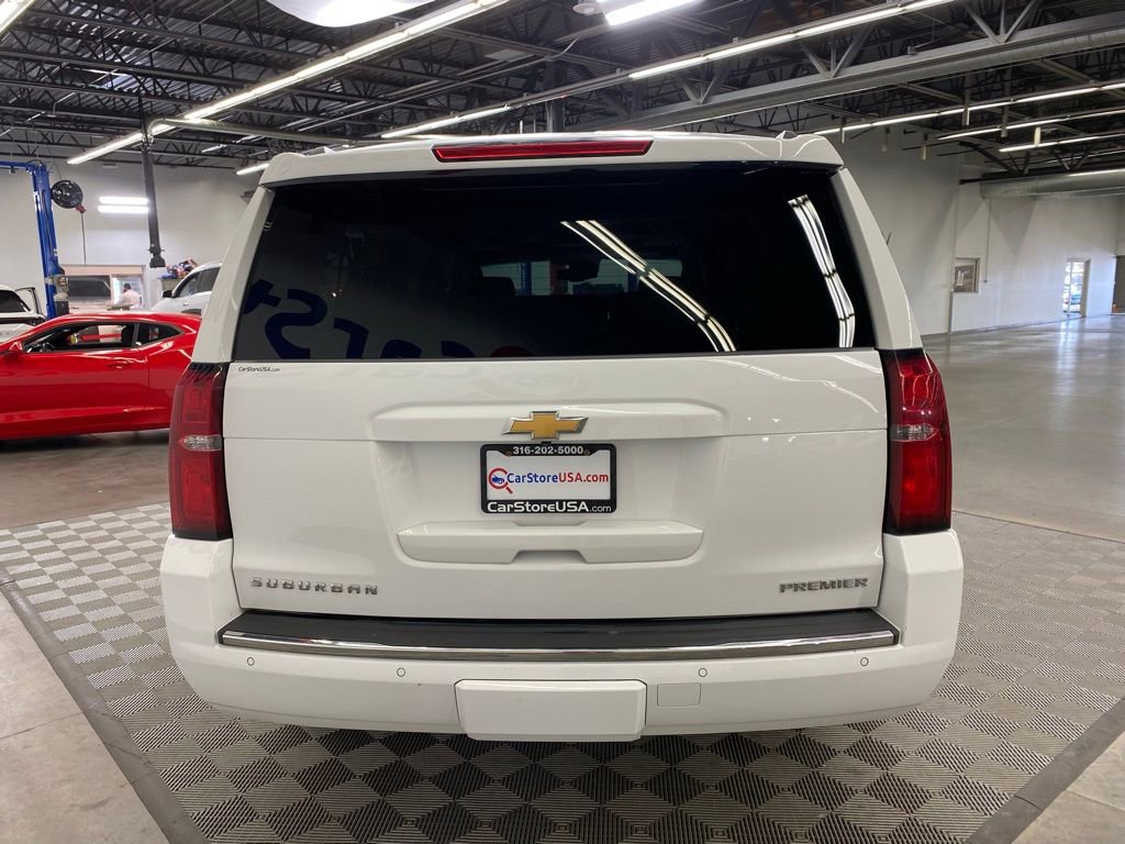 Used 2019 Chevrolet Suburban Premier AWD/4WD image 7