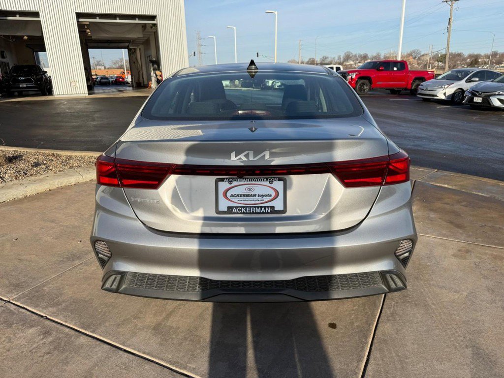 Used 2024 Kia Forte LXS image 8