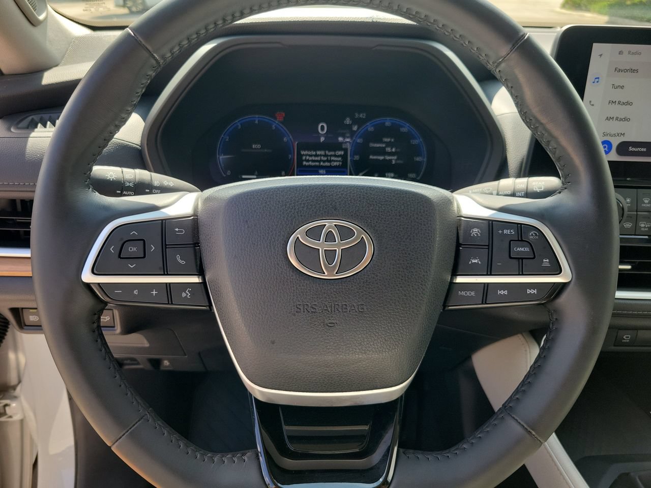 Used 2024 Toyota Grand Highlander AWD image 20