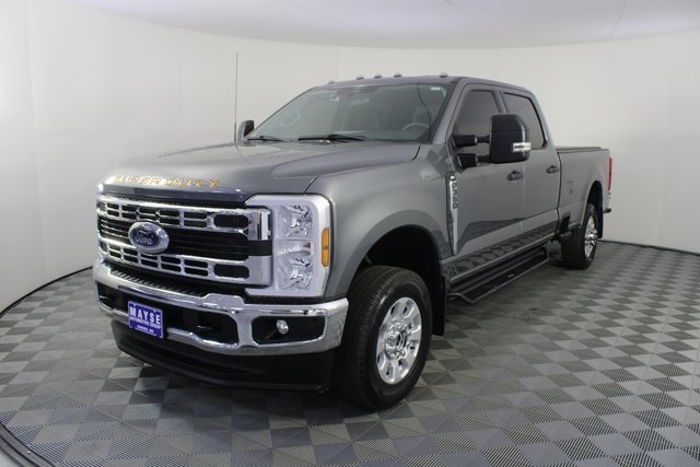 Used 2024 Ford F350 XLT w/ Camper Package image 20