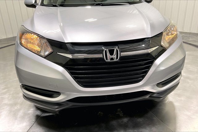 Used 2018 Honda HR-V LX image 30