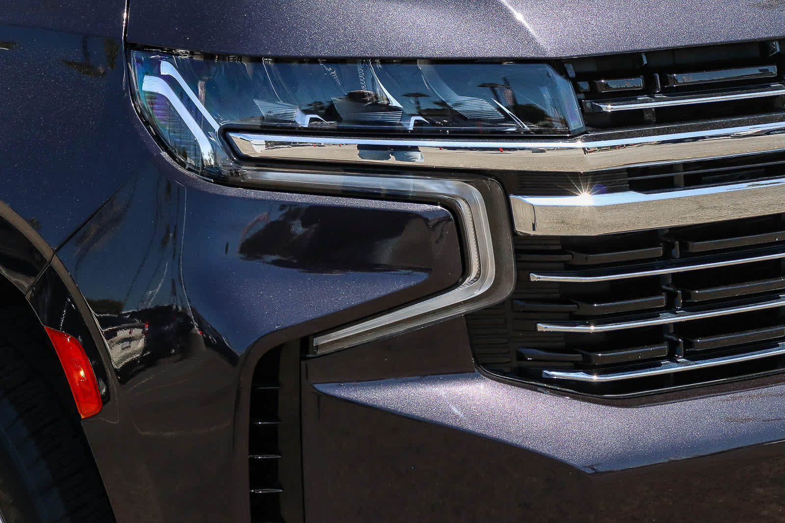 Used 2024 Chevrolet Suburban LT AWD/4WD image 4