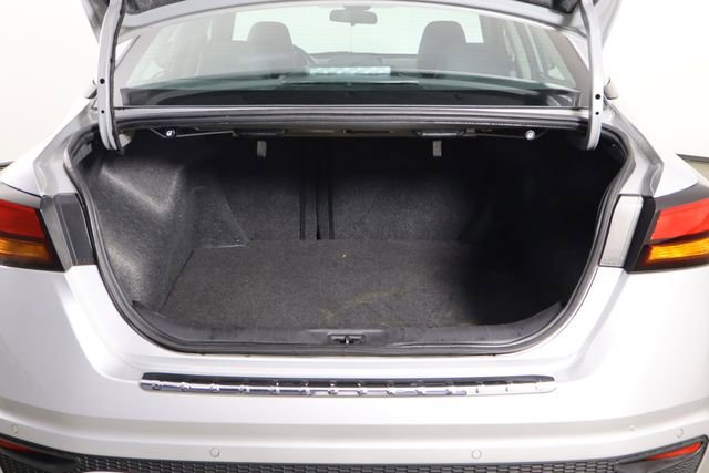 Used 2022 Nissan Altima 2.5 SV FWD image 17