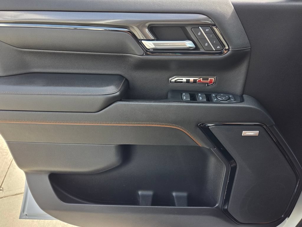 Used 2023 GMC Sierra 1500 AT4 w/ AT4 Premium Package AWD/4WD image 36