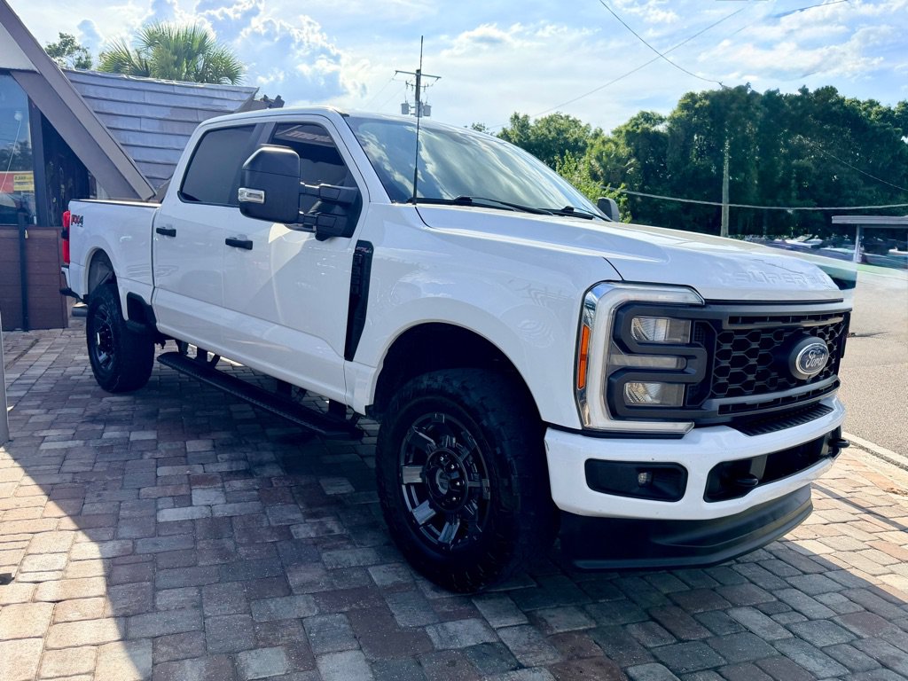 Used 2023 Ford F350 XL w/ STX Appearance Package AWD/4WD image 3