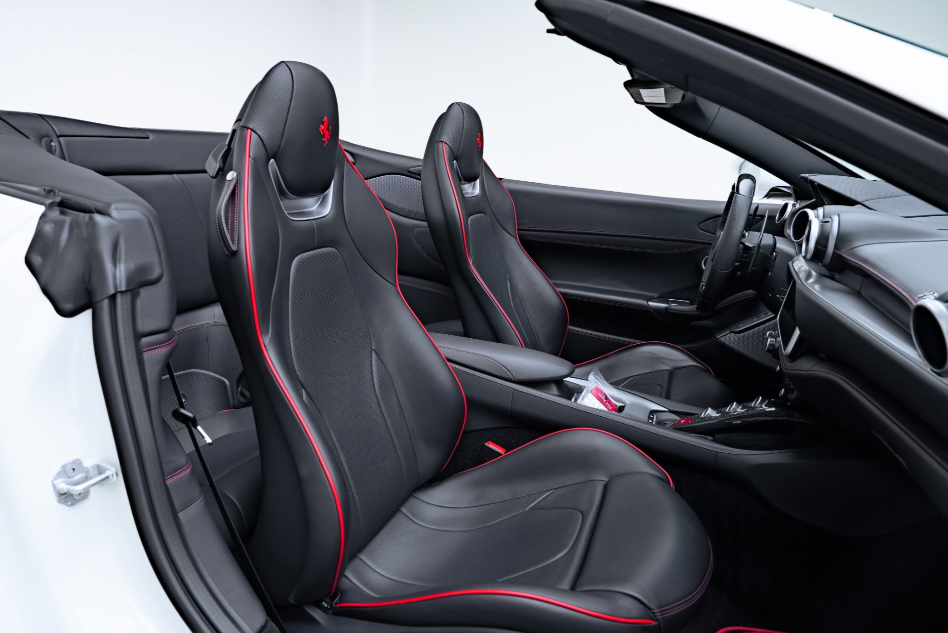 Used 2022 Ferrari Portofino M image 20