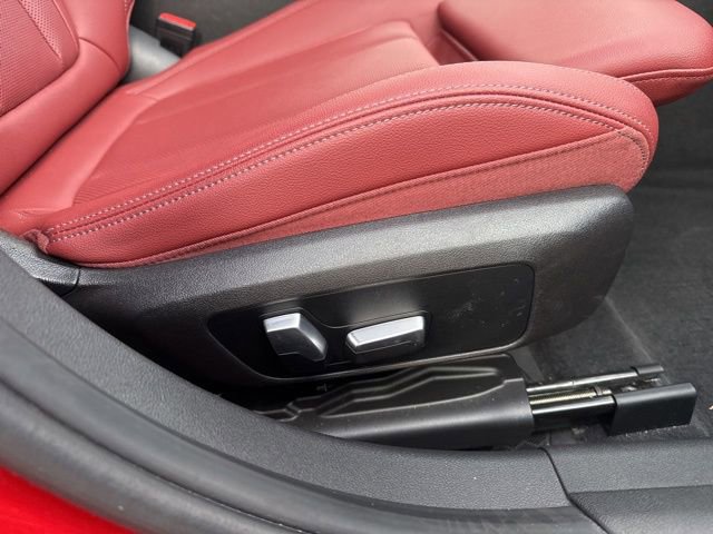 Used 2022 BMW 330e xDrive w/ Premium Package image 22