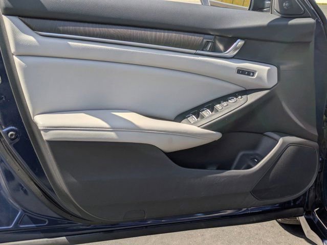 Used 2020 Honda Accord EX-L image 12