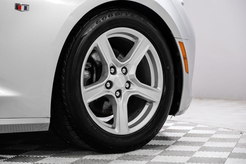 Used 2017 Chevrolet Camaro LT image 47