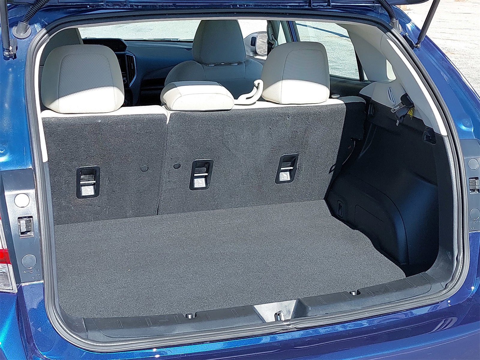 Used 2017 Subaru Impreza 2.0i Premium w/ BSD & Rcta/SRF/Eyesight image 12