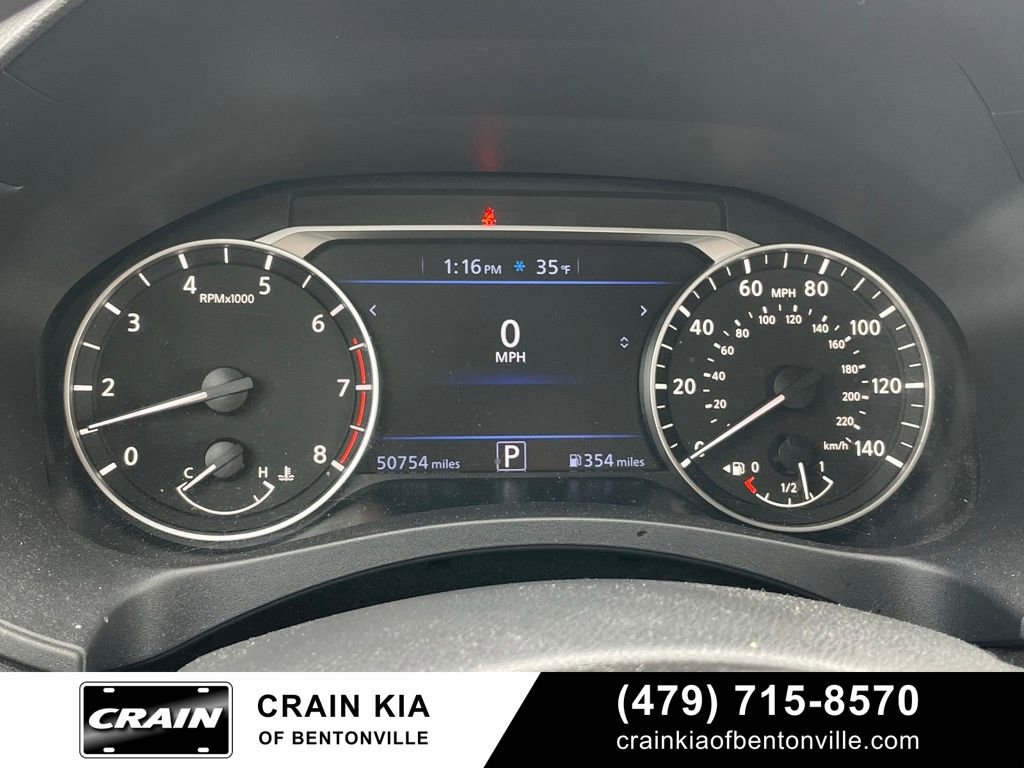 Used 2024 Nissan Altima 2.5 SV image 14