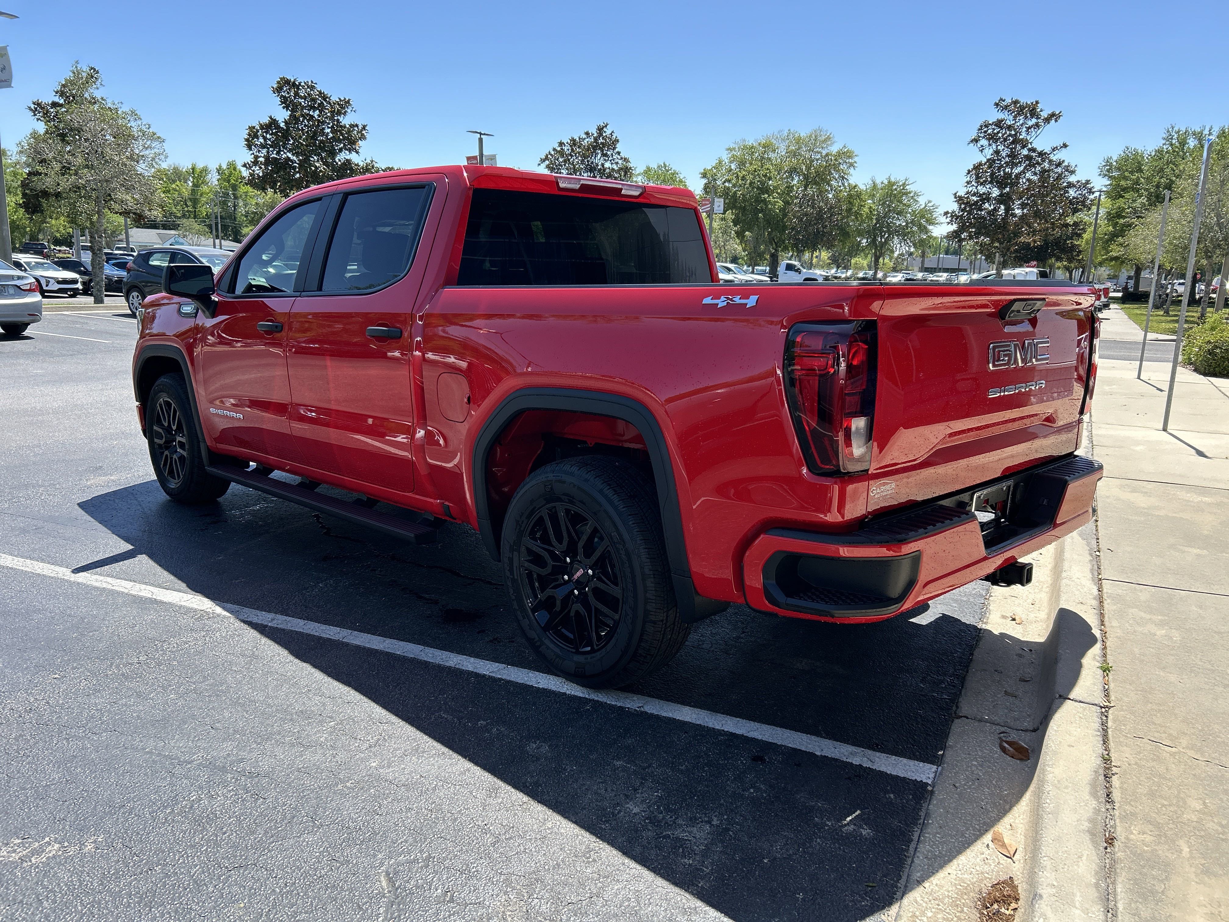 New 2025 GMC Sierra 1500 Pro w/ Graphite Edition image 7