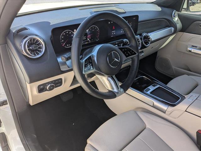 Used 2025 Mercedes-Benz GLB 250 image 10
