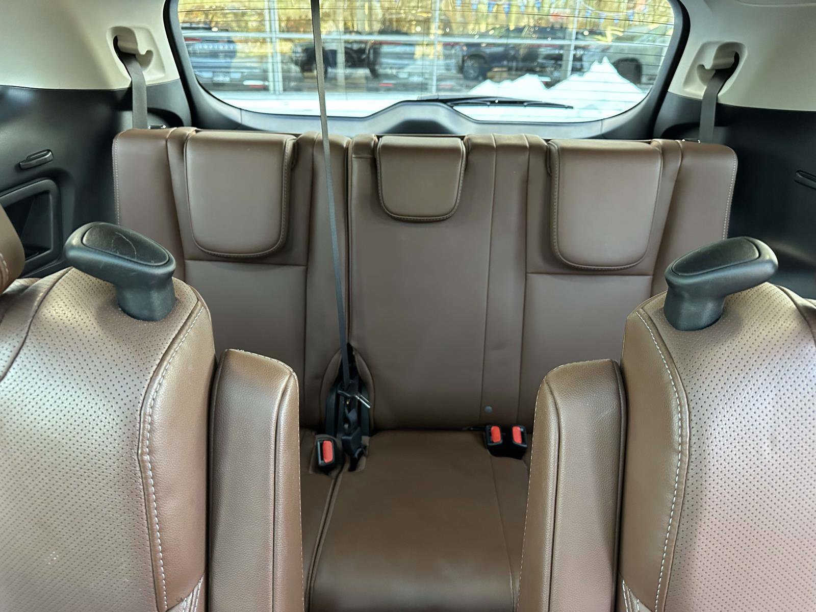 Used 2022 Subaru Ascent Touring w/ Popular Package #2A image 11